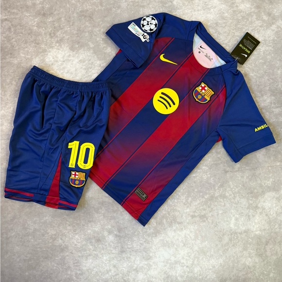 Barcelona FC set for kids Lamine Yamal 10 - Picture 3 of 6